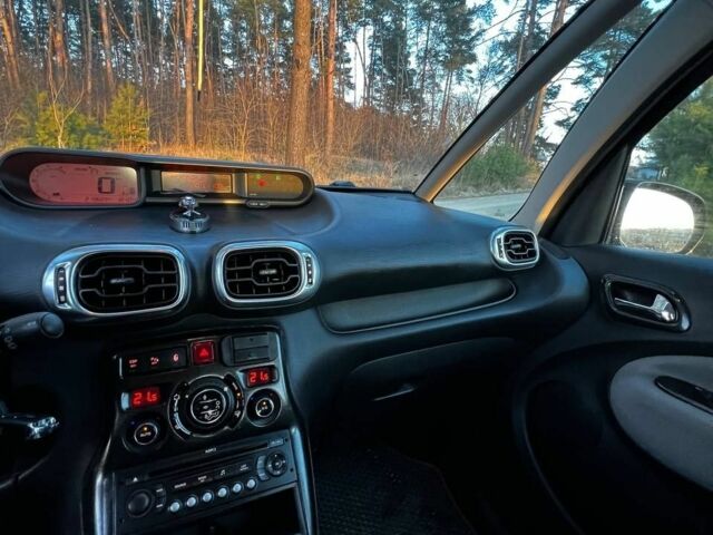 Чорний Сітроен С3, об'ємом двигуна 1.4 л та пробігом 220 тис. км за 4700 $, фото 16 на Automoto.ua
