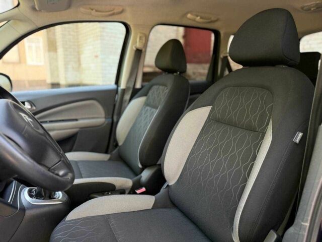 Черный Ситроен С3, объемом двигателя 1.6 л и пробегом 227 тыс. км за 7300 $, фото 10 на Automoto.ua