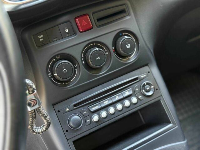 Черный Ситроен С3, объемом двигателя 1.6 л и пробегом 227 тыс. км за 7300 $, фото 18 на Automoto.ua