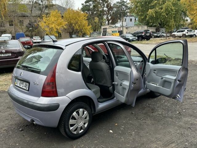 Фиолетовый Ситроен С3, объемом двигателя 1.4 л и пробегом 250 тыс. км за 3200 $, фото 6 на Automoto.ua