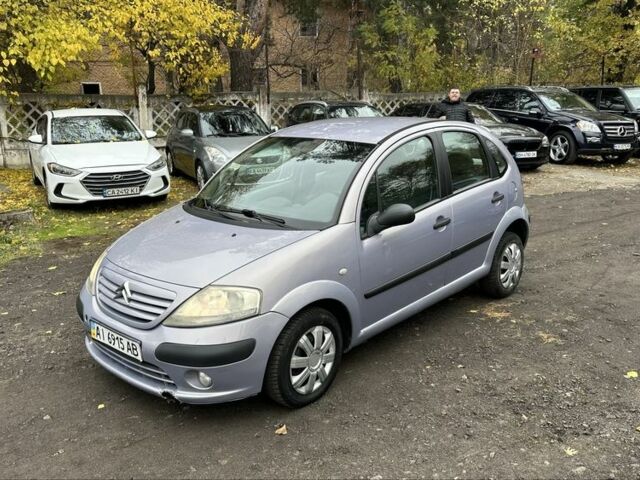 Фиолетовый Ситроен С3, объемом двигателя 1.4 л и пробегом 250 тыс. км за 3200 $, фото 1 на Automoto.ua