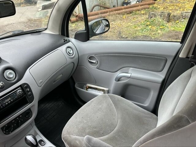 Фиолетовый Ситроен С3, объемом двигателя 1.4 л и пробегом 250 тыс. км за 3200 $, фото 11 на Automoto.ua