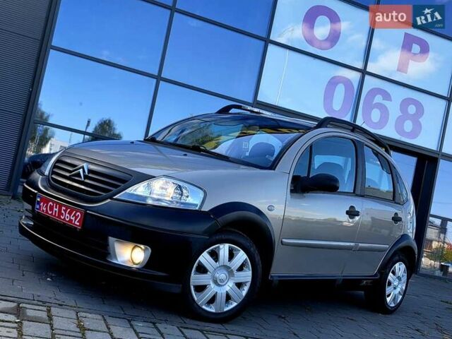 Коричневый Ситроен С3, объемом двигателя 1.4 л и пробегом 170 тыс. км за 5450 $, фото 1 на Automoto.ua
