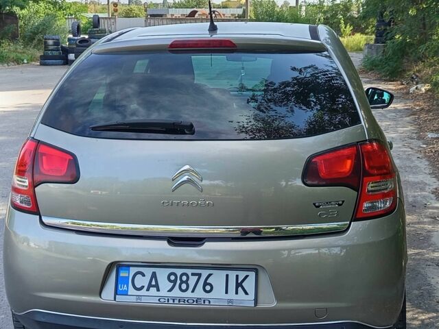 Коричневый Ситроен С3, объемом двигателя 1.4 л и пробегом 300 тыс. км за 5800 $, фото 5 на Automoto.ua