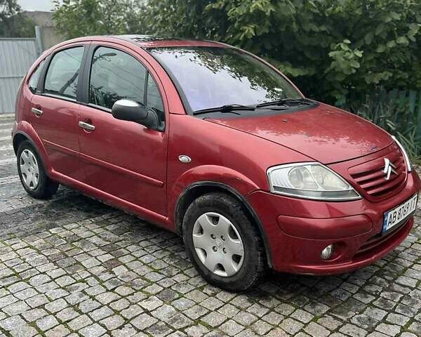 Красный Ситроен С3, объемом двигателя 1.36 л и пробегом 225 тыс. км за 3400 $, фото 2 на Automoto.ua