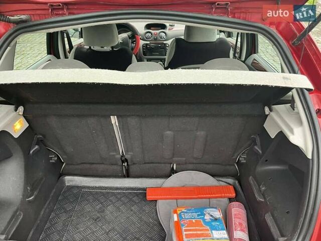 Красный Ситроен С3, объемом двигателя 1.36 л и пробегом 225 тыс. км за 3400 $, фото 7 на Automoto.ua