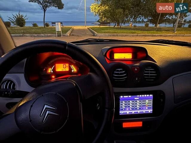 Ситроен С3 2004 в Черкассах на Automoto.ua Красный Ситроен С3, объемом двигателя 1.36 л и пробегом 181 тыс. км за 3950 $, фото 11 на Automoto.ua