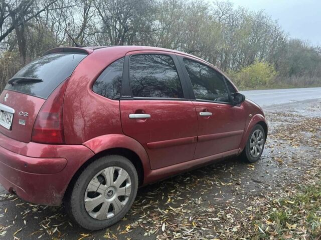 Красный Ситроен С3, объемом двигателя 1.4 л и пробегом 188 тыс. км за 3650 $, фото 1 на Automoto.ua