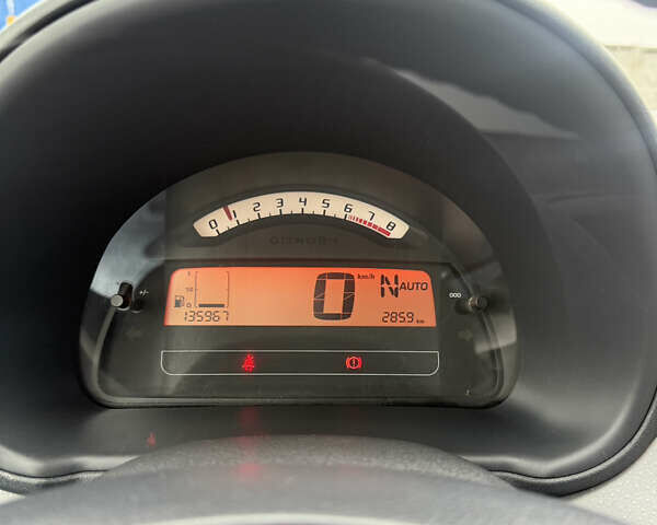 Красный Ситроен С3, объемом двигателя 1.36 л и пробегом 136 тыс. км за 4700 $, фото 17 на Automoto.ua