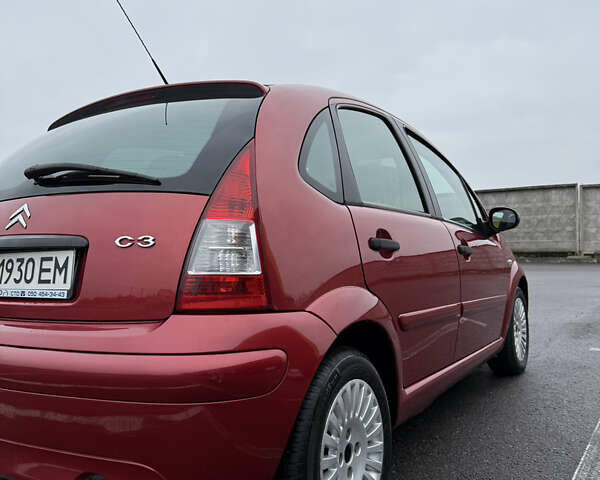 Красный Ситроен С3, объемом двигателя 1.36 л и пробегом 136 тыс. км за 4700 $, фото 3 на Automoto.ua