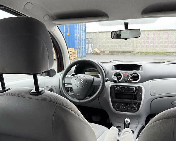 Красный Ситроен С3, объемом двигателя 1.36 л и пробегом 136 тыс. км за 4700 $, фото 20 на Automoto.ua