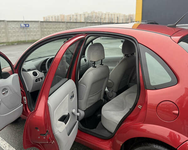 Красный Ситроен С3, объемом двигателя 1.36 л и пробегом 136 тыс. км за 4700 $, фото 11 на Automoto.ua