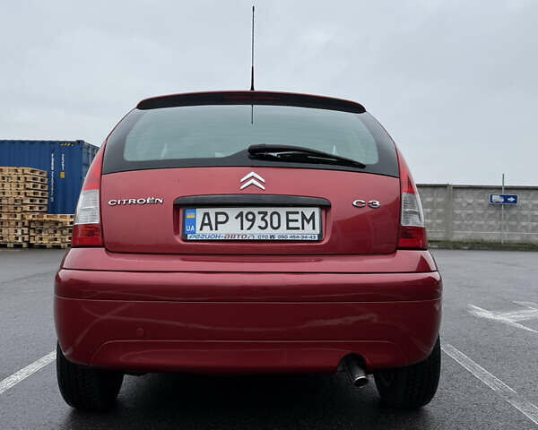 Красный Ситроен С3, объемом двигателя 1.36 л и пробегом 136 тыс. км за 4700 $, фото 2 на Automoto.ua