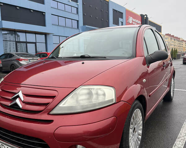 Красный Ситроен С3, объемом двигателя 1.36 л и пробегом 136 тыс. км за 4700 $, фото 5 на Automoto.ua