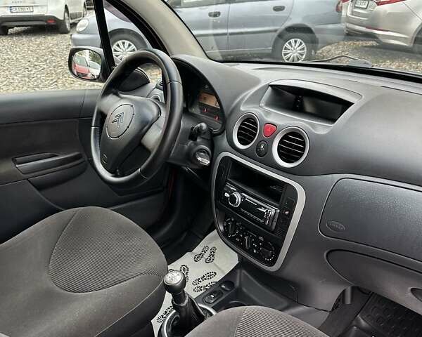 Ситроен С3 2007 в Смеле на Automoto.ua Красный Ситроен С3, объемом двигателя 1.4 л и пробегом 263 тыс. км за 3500 $, фото 15 на Automoto.ua