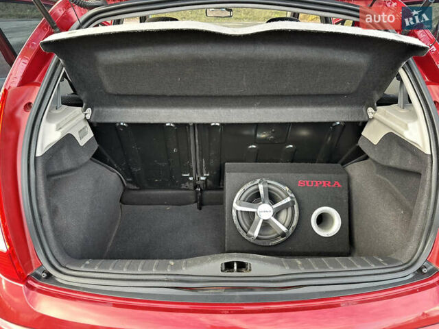 Червоний Сітроен С3, об'ємом двигуна 1.36 л та пробігом 137 тис. км за 4800 $, фото 11 на Automoto.ua