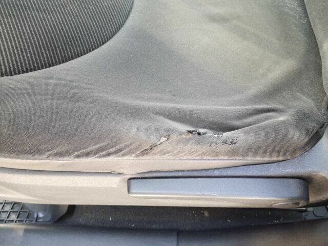 Червоний Сітроен С3, об'ємом двигуна 1.4 л та пробігом 321 тис. км за 3500 $, фото 12 на Automoto.ua