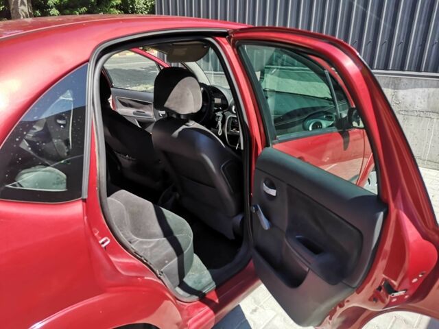 Червоний Сітроен С3, об'ємом двигуна 1.4 л та пробігом 321 тис. км за 3500 $, фото 23 на Automoto.ua