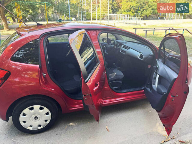 Червоний Сітроен С3, об'ємом двигуна 1.4 л та пробігом 157 тис. км за 5400 $, фото 7 на Automoto.ua