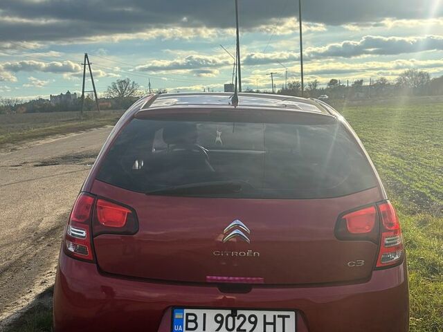 Червоний Сітроен С3, об'ємом двигуна 1.4 л та пробігом 153 тис. км за 5300 $, фото 3 на Automoto.ua