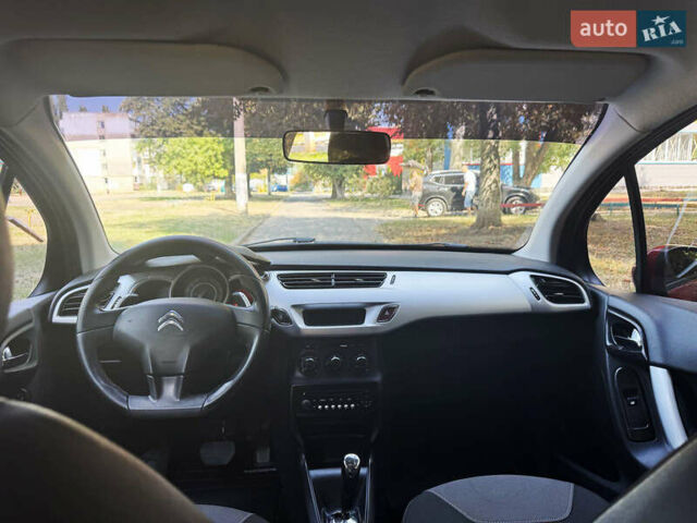 Червоний Сітроен С3, об'ємом двигуна 1.4 л та пробігом 157 тис. км за 5800 $, фото 9 на Automoto.ua