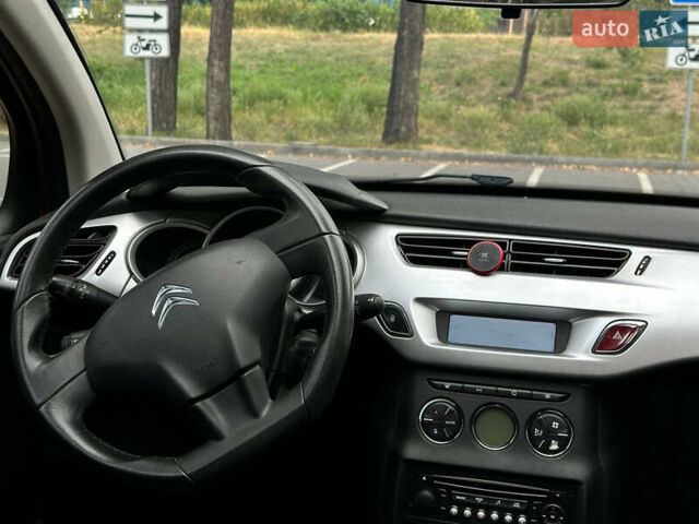 Червоний Сітроен С3, об'ємом двигуна 1.2 л та пробігом 148 тис. км за 5900 $, фото 8 на Automoto.ua
