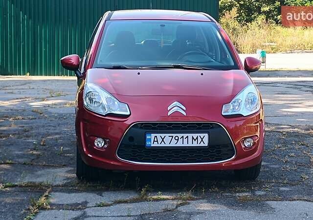 Красный Ситроен С3, объемом двигателя 1.4 л и пробегом 274 тыс. км за 4800 $, фото 6 на Automoto.ua
