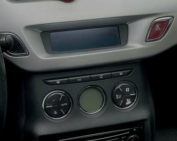 Червоний Сітроен С3, об'ємом двигуна 1.2 л та пробігом 148 тис. км за 5900 $, фото 11 на Automoto.ua