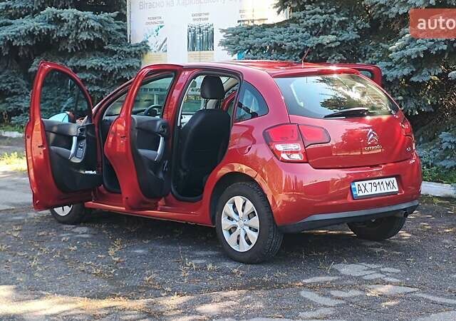 Красный Ситроен С3, объемом двигателя 1.4 л и пробегом 274 тыс. км за 4800 $, фото 16 на Automoto.ua