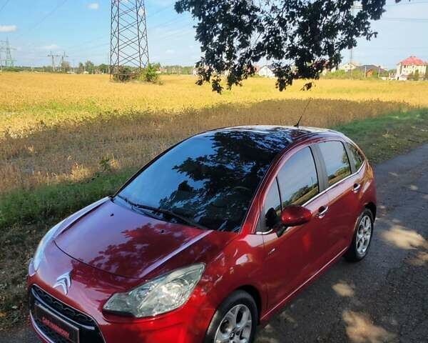 Красный Ситроен С3, объемом двигателя 1.6 л и пробегом 115 тыс. км за 6500 $, фото 4 на Automoto.ua