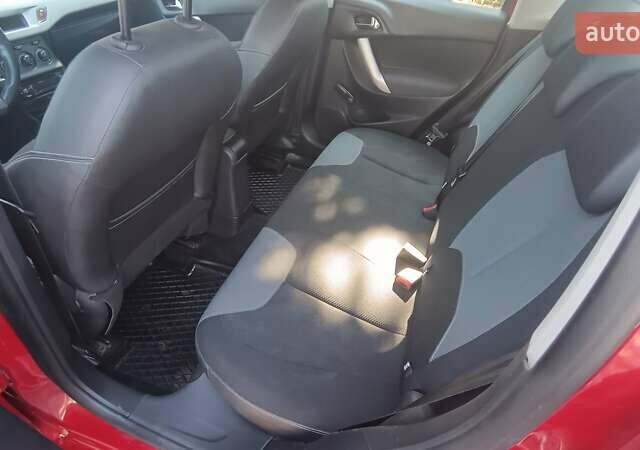 Красный Ситроен С3, объемом двигателя 1.4 л и пробегом 274 тыс. км за 4800 $, фото 19 на Automoto.ua