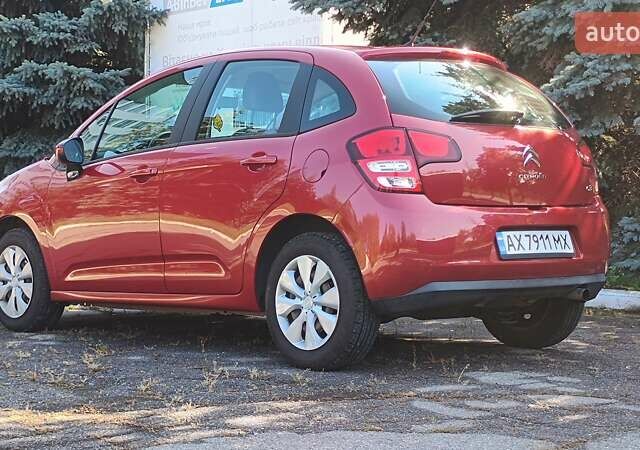 Красный Ситроен С3, объемом двигателя 1.4 л и пробегом 274 тыс. км за 4800 $, фото 15 на Automoto.ua