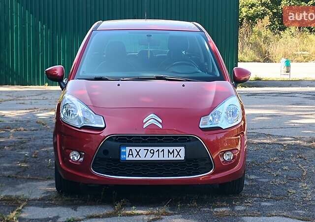 Красный Ситроен С3, объемом двигателя 1.4 л и пробегом 274 тыс. км за 4800 $, фото 7 на Automoto.ua