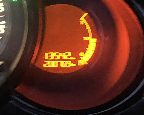 Красный Ситроен С3, объемом двигателя 1.2 л и пробегом 208 тыс. км за 6800 $, фото 10 на Automoto.ua