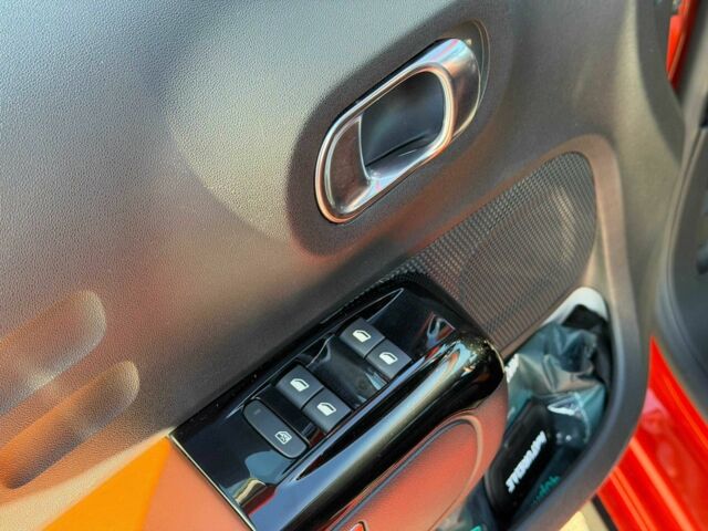 Красный Ситроен С3, объемом двигателя 1.2 л и пробегом 56 тыс. км за 15700 $, фото 13 на Automoto.ua