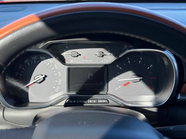 Красный Ситроен С3, объемом двигателя 1.2 л и пробегом 56 тыс. км за 15700 $, фото 18 на Automoto.ua