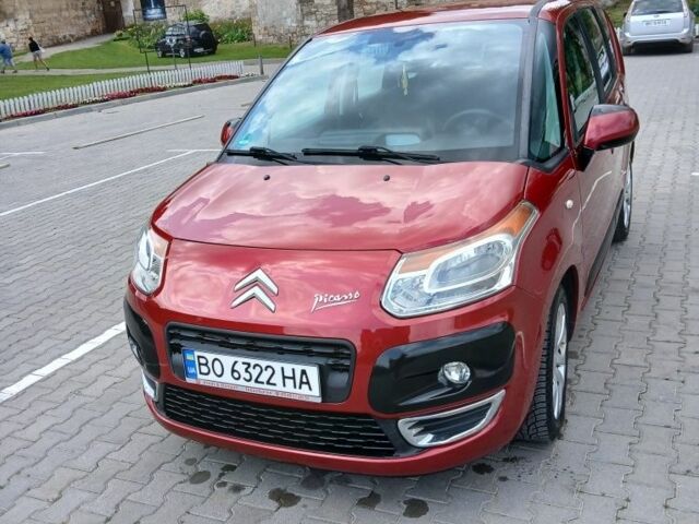 Красный Ситроен С3, объемом двигателя 1.4 л и пробегом 225 тыс. км за 5500 $, фото 3 на Automoto.ua