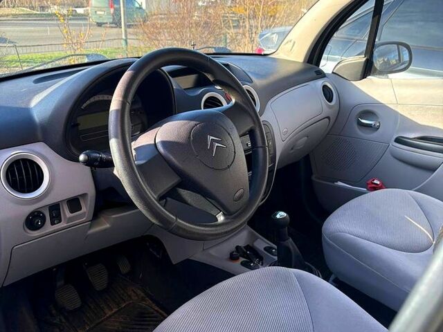 Ситроен С3, объемом двигателя 1.4 л и пробегом 177 тыс. км за 3000 $, фото 3 на Automoto.ua