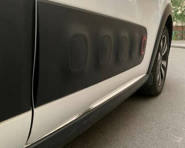 Ситроен С3, объемом двигателя 1.2 л и пробегом 125 тыс. км за 9800 $, фото 6 на Automoto.ua