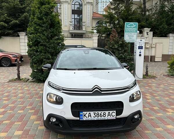 Сітроен С3, об'ємом двигуна 1.2 л та пробігом 44 тис. км за 15000 $, фото 4 на Automoto.ua