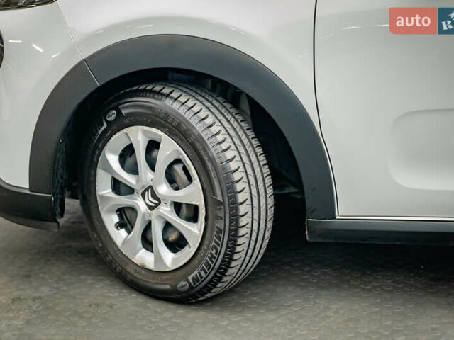 Ситроен С3 2019 в Киеве на Automoto.ua Ситроен С3, объемом двигателя 1.2 л и пробегом 23 тыс. км за 10944 $, фото 7 на Automoto.ua