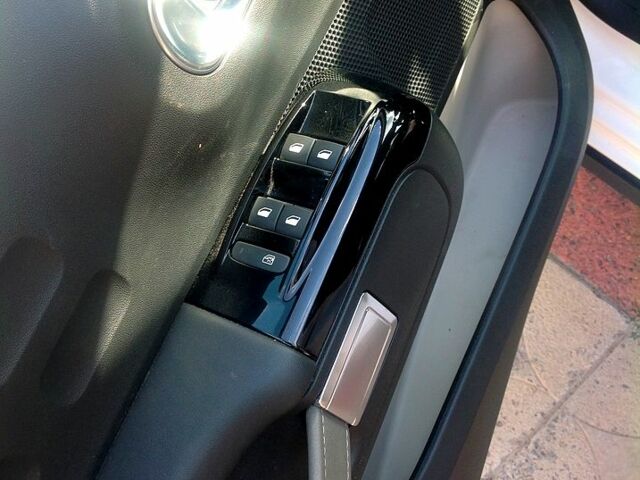 Ситроен С3, объемом двигателя 1.2 л и пробегом 12 тыс. км за 17900 $, фото 3 на Automoto.ua