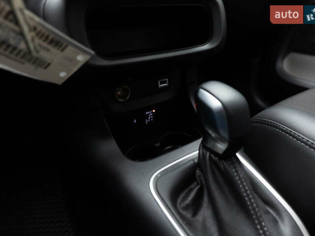 Ситроен С3, объемом двигателя 1.2 л и пробегом 22 тыс. км за 19759 $, фото 19 на Automoto.ua