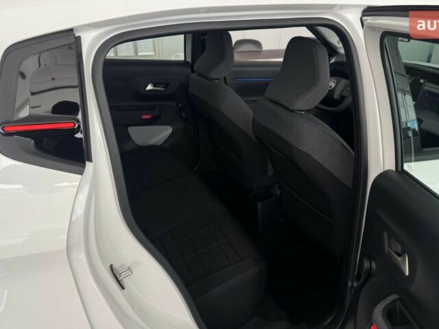 Ситроен С3, объемом двигателя 1.2 л и пробегом 0 тыс. км за 18157 $, фото 15 на Automoto.ua