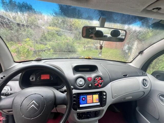 Сірий Сітроен С3, об'ємом двигуна 1.4 л та пробігом 291 тис. км за 3000 $, фото 6 на Automoto.ua