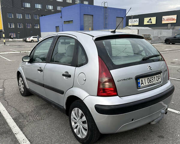 Серый Ситроен С3, объемом двигателя 1.4 л и пробегом 240 тыс. км за 2450 $, фото 5 на Automoto.ua