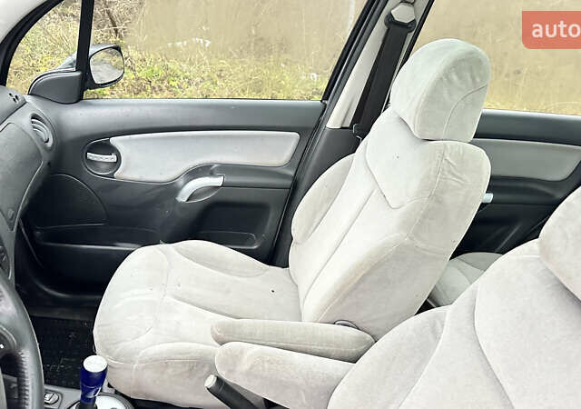 Сірий Сітроен С3, об'ємом двигуна 1.4 л та пробігом 291 тис. км за 2500 $, фото 21 на Automoto.ua