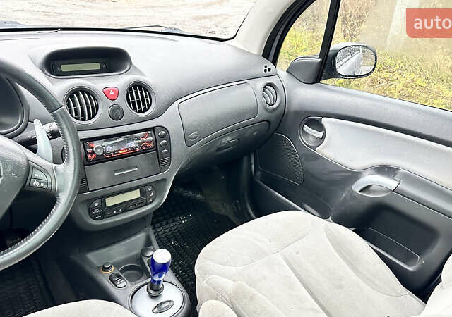 Сірий Сітроен С3, об'ємом двигуна 1.4 л та пробігом 291 тис. км за 2500 $, фото 17 на Automoto.ua