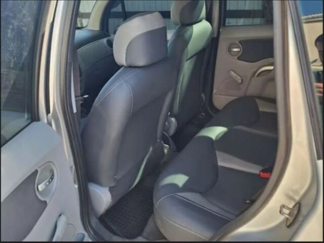 Сірий Сітроен С3, об'ємом двигуна 1.4 л та пробігом 152 тис. км за 3800 $, фото 3 на Automoto.ua