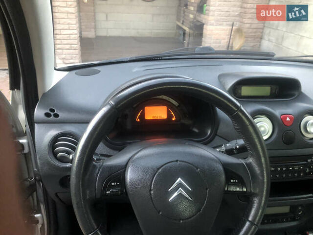 Серый Ситроен С3, объемом двигателя 1.4 л и пробегом 180 тыс. км за 4850 $, фото 9 на Automoto.ua